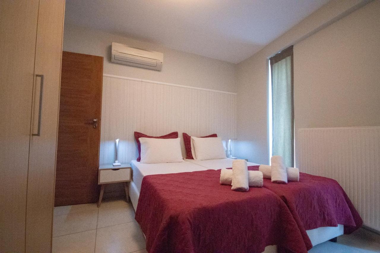 Spacious Fully Equipped 3Bd 2Bath Apt In The Heart Of City With Balconies Ac And Fast Wifi #2 كاندية المظهر الخارجي الصورة