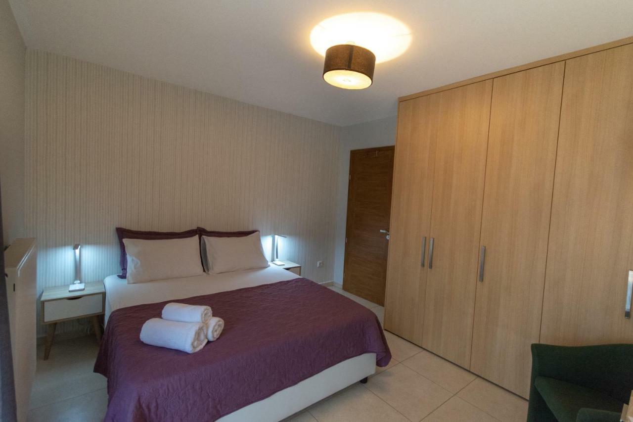 Spacious Fully Equipped 3Bd 2Bath Apt In The Heart Of City With Balconies Ac And Fast Wifi #2 كاندية المظهر الخارجي الصورة